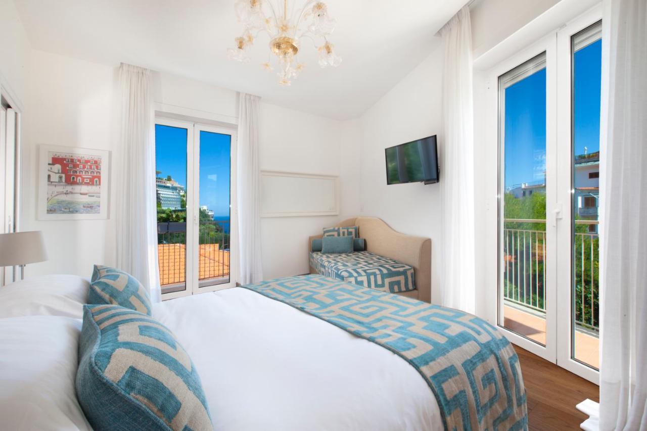 Sorrentovibes - Luxury Home Sea View & Jacuzzi In Sorrento Centre Eksteriør billede